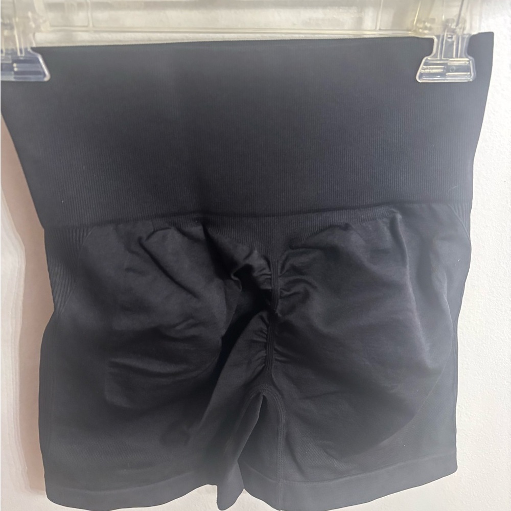 Black Women's High-Waisted Biker Shorts
